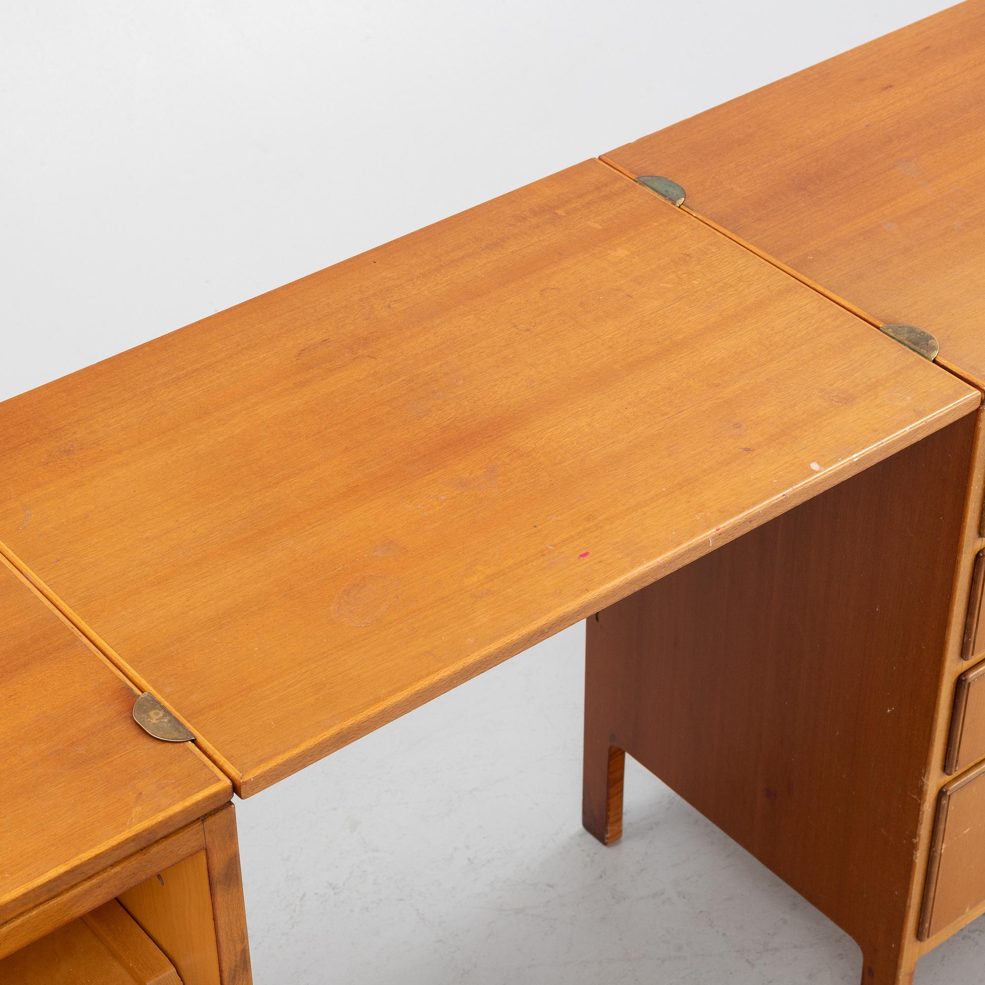 David Rosén, toalettbord, 3 delar, "Futura", Nordiska Kompaniet, 1950/60-tal.