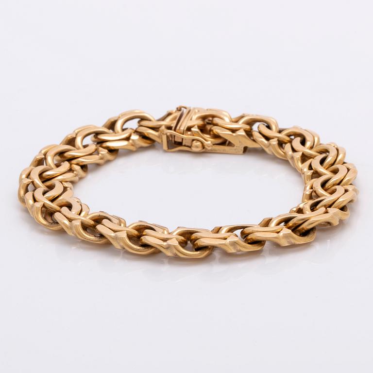 Bracelet 18K gold, 59,8 g, approx 19 x 1 cm.