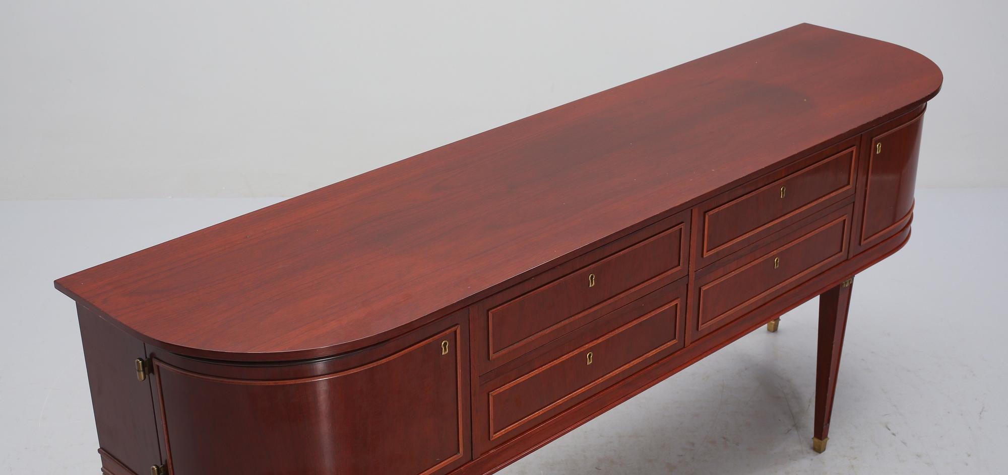 SIDEBOARD, 1900-talets andra hälft.