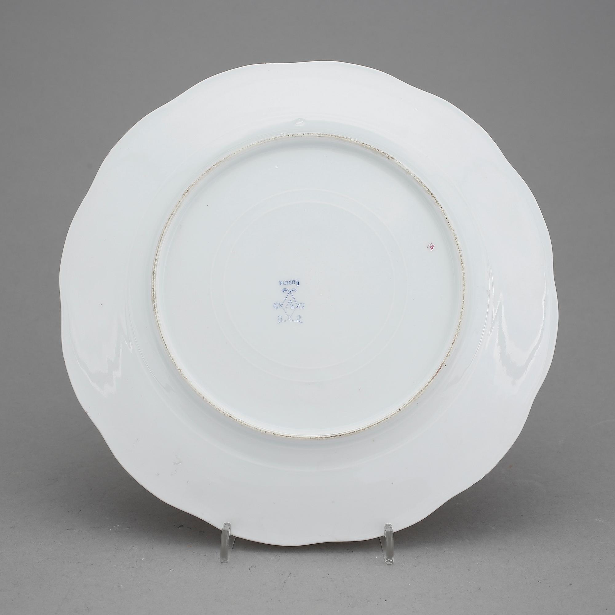 TALLRIK, porslin. Sevres-liknande märke, 1800-talets slut.