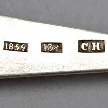 PARTI SILVER, 20 delar, 1800/1900-tal, bla Adolf Danielsson, Malmö, 1901. Total vikt ca 230g.