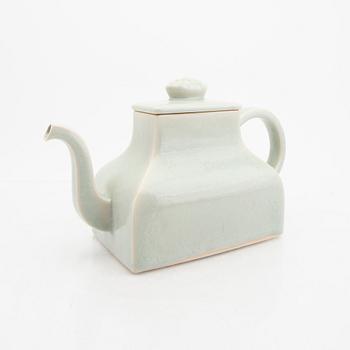 Signe Persson-Melin, a glazed ceramic teapot, signed by hand, dated 2012 and numbered 79/100.