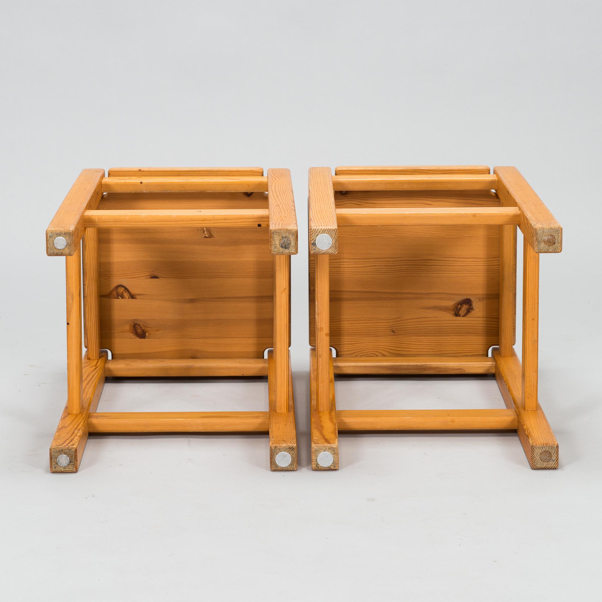 Ilmari Tapiovaara, Four 1980s, 'Hongisto' stools for Laukaan Puu
