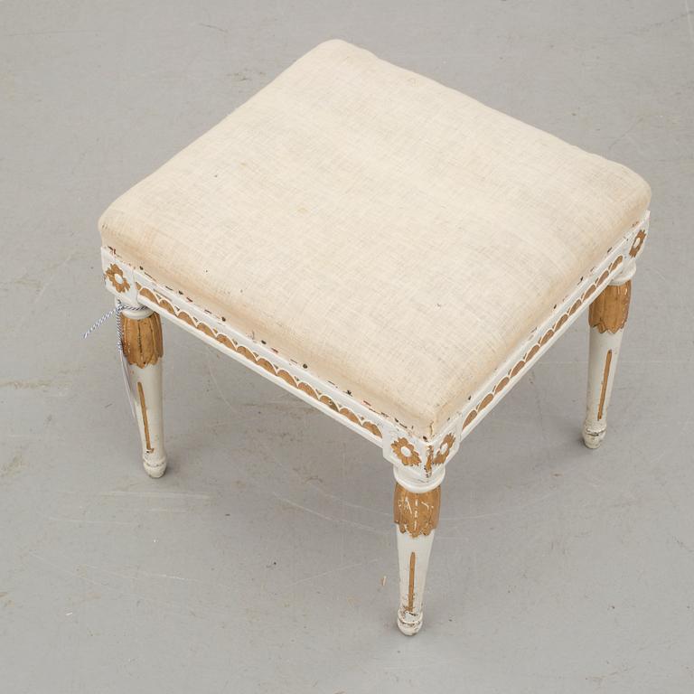 TABURETT, gustaviansk, sent 1700-tal.
