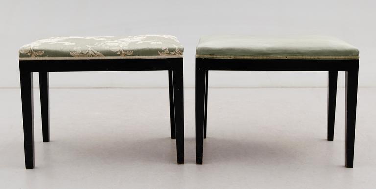 TABURETTER, 1 par, 1900-talets första hälft.