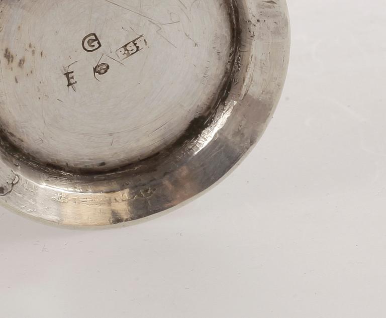 BÄGARE, silver, Peter Stenfeldt, Gävle 1763. Vikt ca 63 gram.