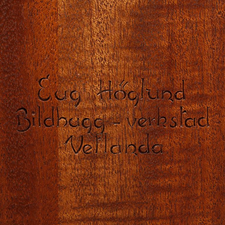 SKÅP, Eugene Höglund, Bildhugg-verkstad, Vetlanda, 1900-talets mitt.