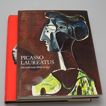 Books, 4 artbooks about Picasso and his work, 20th century 3rd quarter.