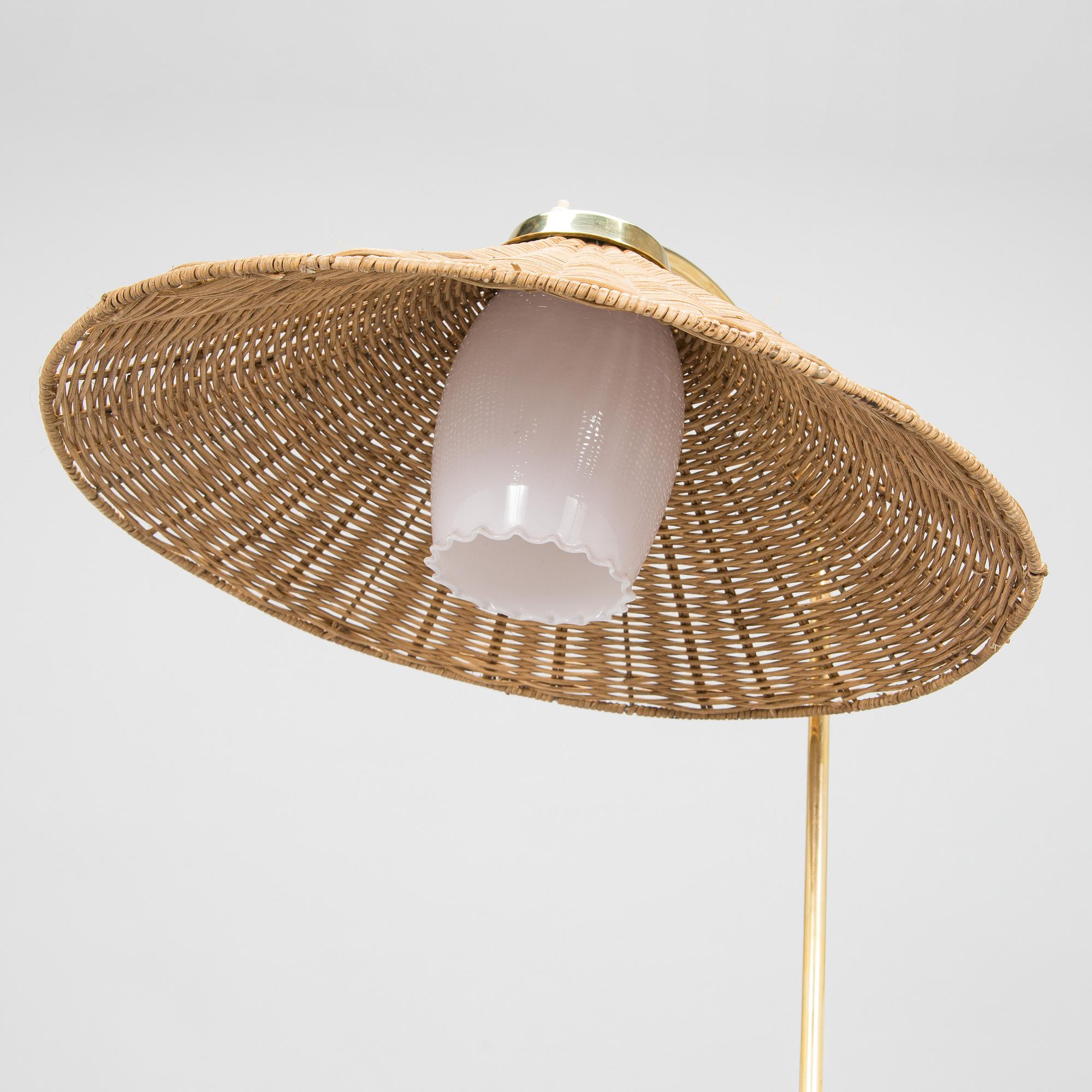 A mid-20th century floor light.