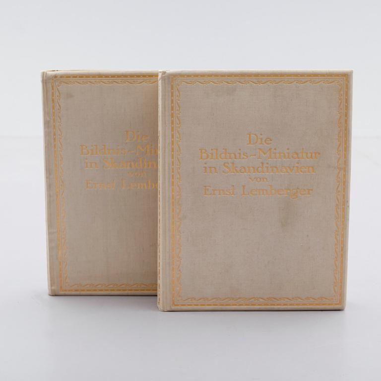 BÖCKER, 2 vol, Die Bildnis-Miniatur in Skandinavien von Ernst Lemberger, Berlin 1912.