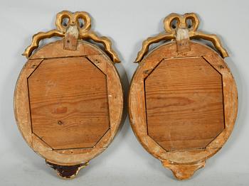 SPEGELLAMPETTER, 1 par, gustaviansk stil, 1800-talets andra hälft.