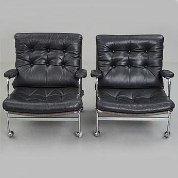 Bruno Mathsson, a pair of "Karin" easy chairs, DUX, Sweden post 1969.
