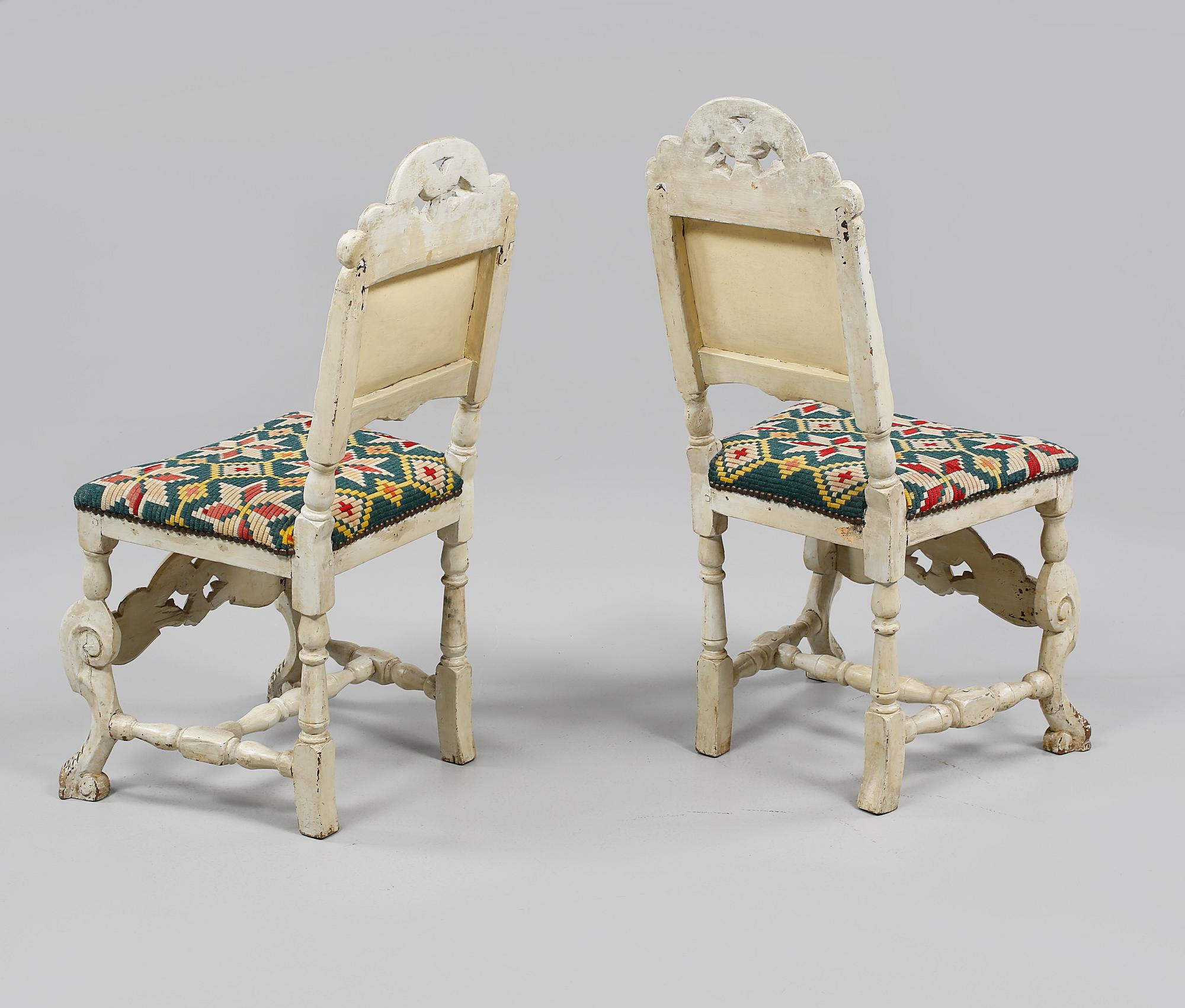 STOLAR, ett par, provinsarbeten, barock 1700-tal.