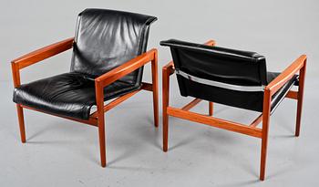 FÅTÖLJER, ett par, 1960/1970-tal.