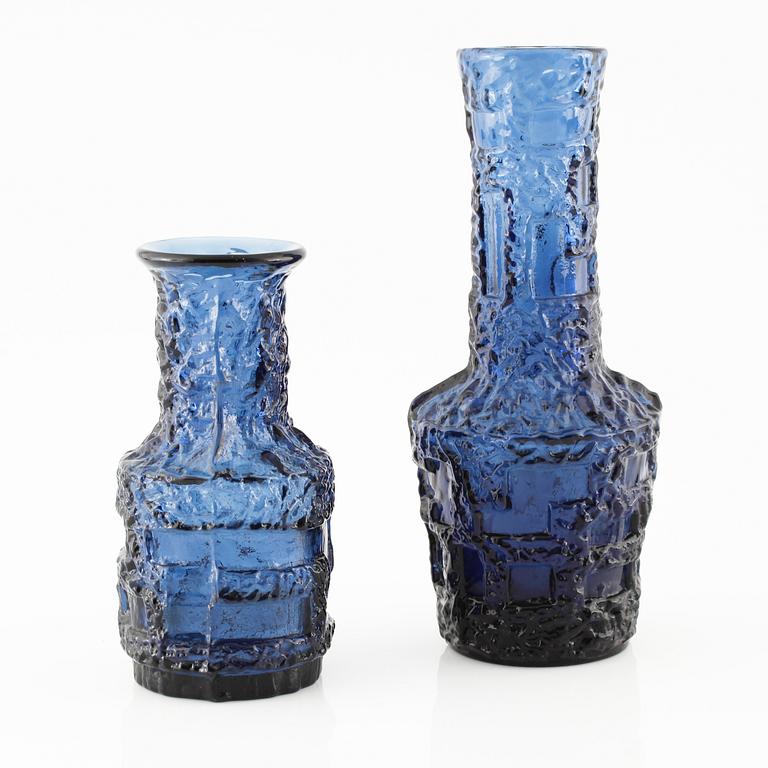 GÖTE AUGUSTSSON, parti glas, 33 st, "Cobolt", Ruda glasbruk, omkring 1900-talets mitt.