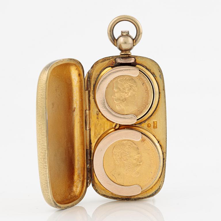 Pendant in gilded silver with two gold coins, 20 kr Oscar II 1875 and 5 rubles Nicholas II 1900.