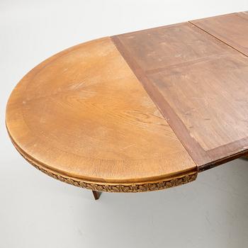 Dining table, first half of the 20th century.