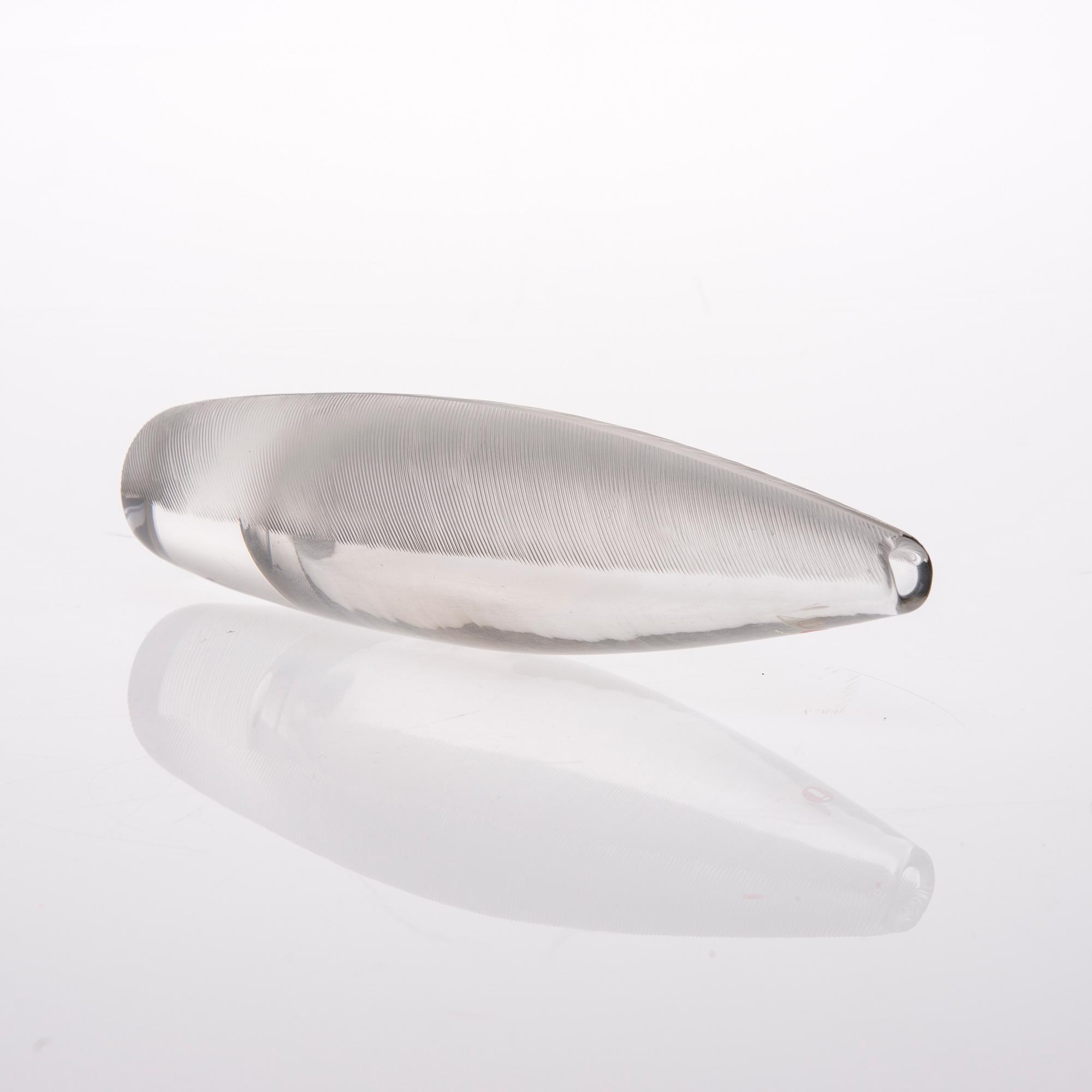 KONSTGLAS, 2 st, sign. Tapio Wirkkala 3122 respektive Iittala -55.