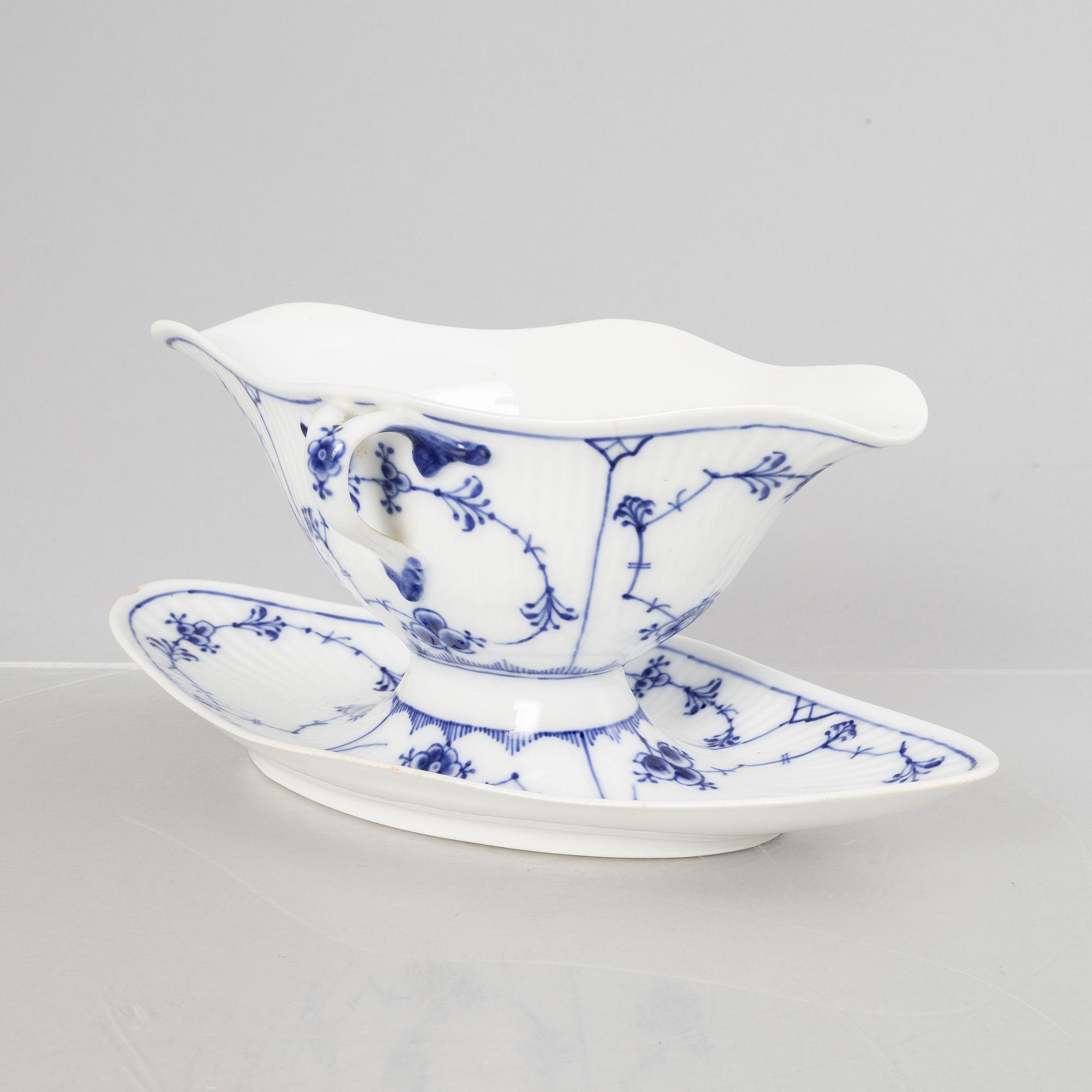 Service pieces, 18 pcs, porcelain, "Blue Fluted", Royal Copenhagen, Denmark.