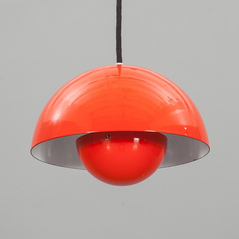 TAKLAMPA, "Flowerpot VP1 pendel", Verner Panton, Danmark, 1900-talets andra hälft.