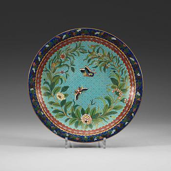 457. A cloisonné dish, late Qing dynasty (1644-1912).
