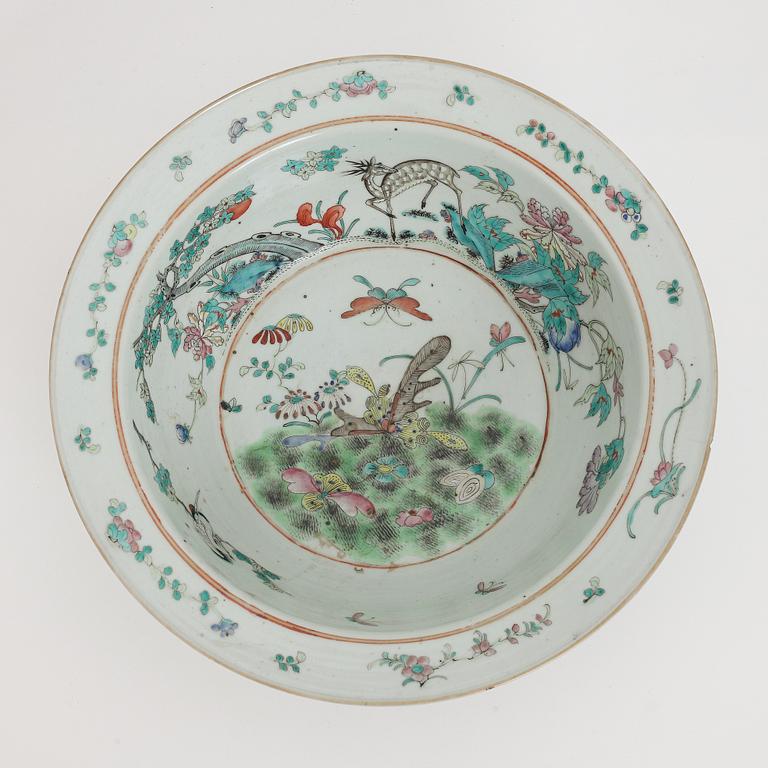 Handfat, porslin, Kina, Qingdynastin, 1800-tal.