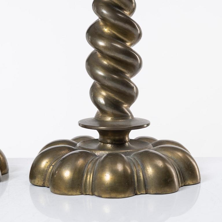 Ljusstakar ett par, barockstil, 1900-talets första hälft..