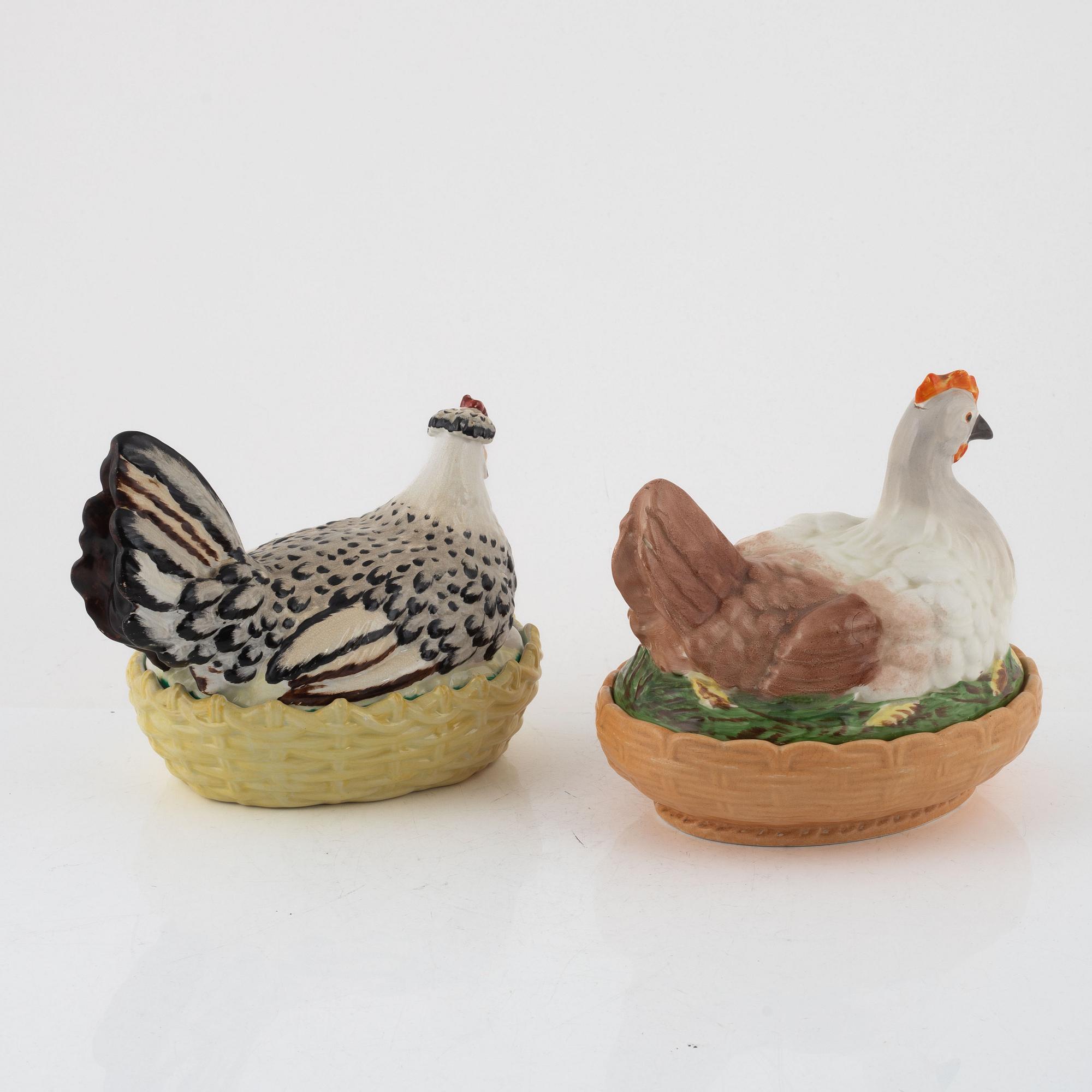 Two creamwear hen shaped egg bowls, Rörstrand & Gustavsberg, late 19th century and 1920's/30's.