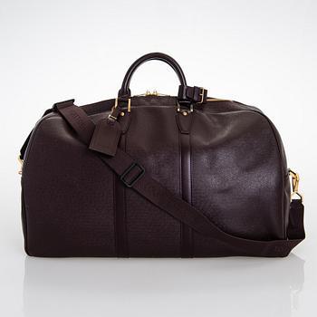 Louis Vuitton, A 'Taiga Kendall GM' Bag.