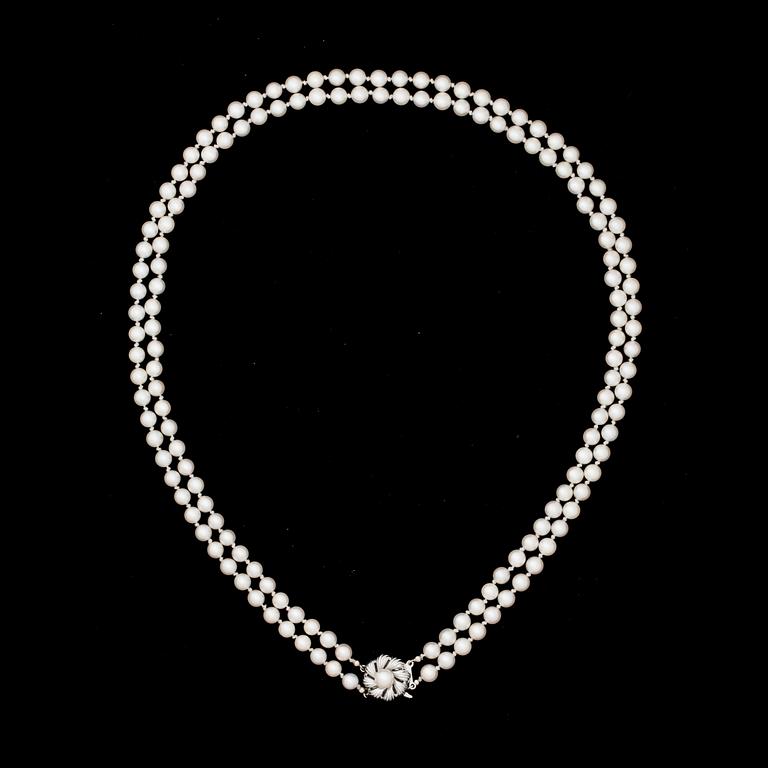 PÄRLCOLLIER, tvåradigt med lås i 18k vitguld.