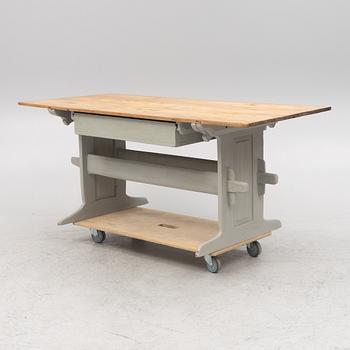 A table, 19th Century.