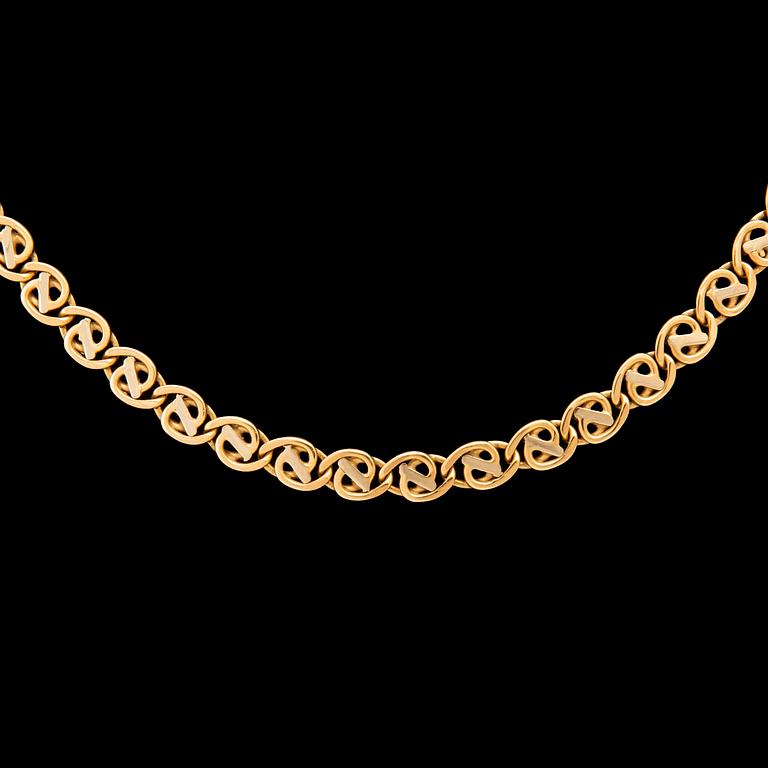 An 18K white and red gold necklace from Arezzo Italy.