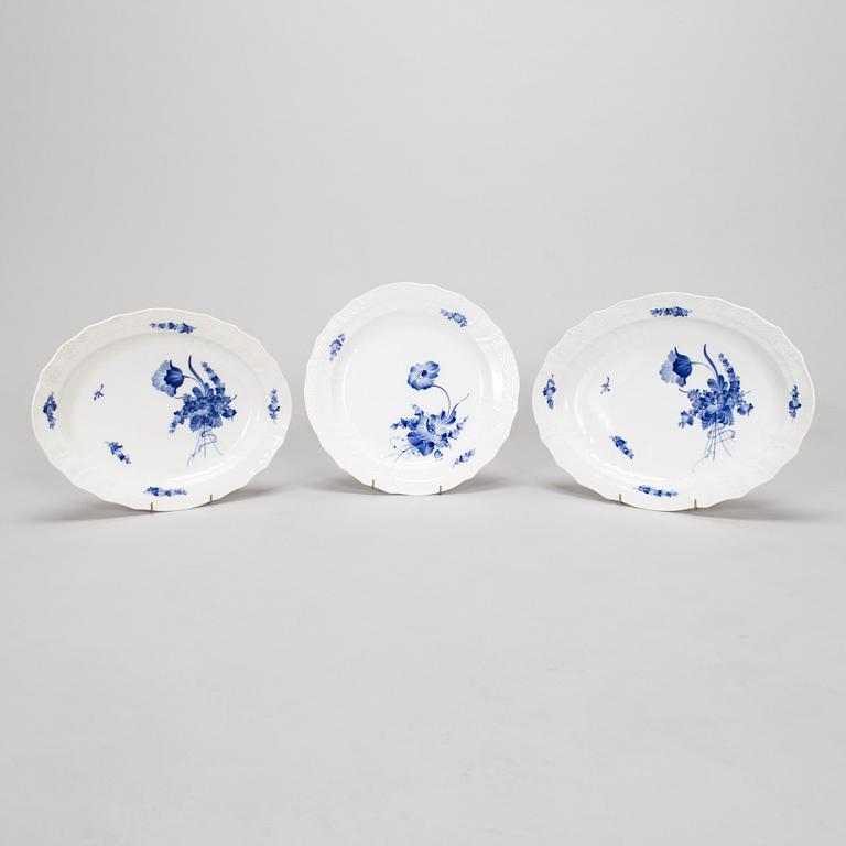 A 66-piece Royal Copenhagen 'Blå Blomst' tableware set, Denmark 1959-61.