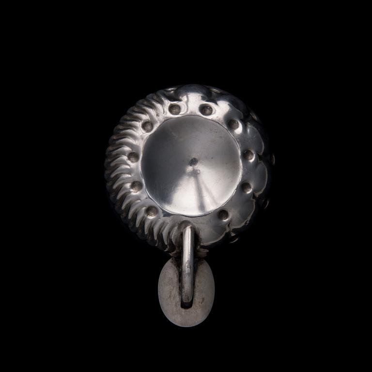 TASSE DU VIN, silver 950, Frankrike, ca 1900. 58 g.