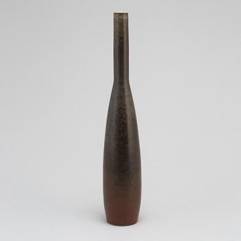 CARL-HARRY STÅLHANE, a signed stoneware vase, Rörstrand, dated -61.