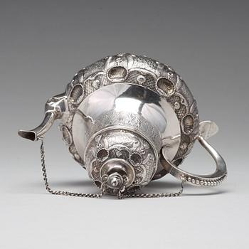 A Dutch 18th century silver tea-pot, mark possibly of Abraham Marshoorn, Amsterdam (1722-1754).