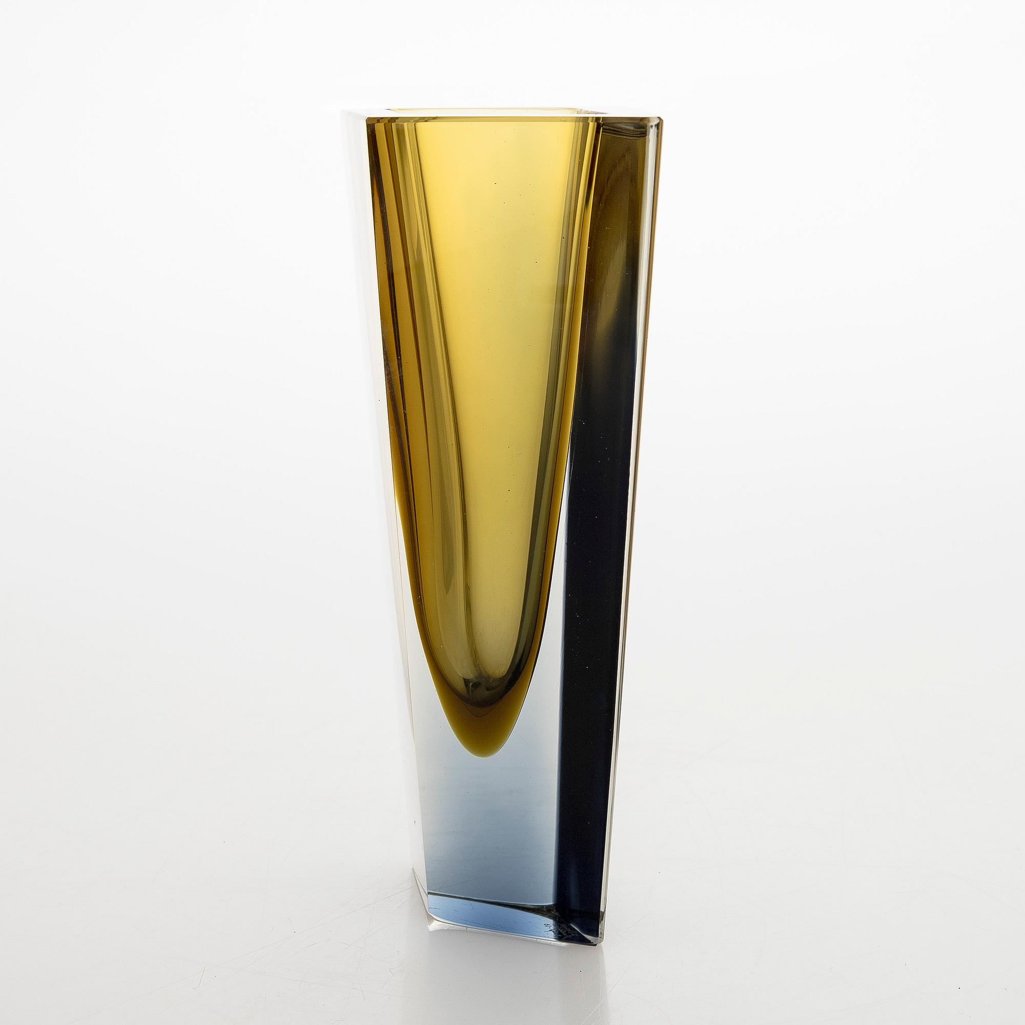 Kaj Franck, a 'Prisma' vase, signed K. Franck, Nuutajärvi Notsjö -63.