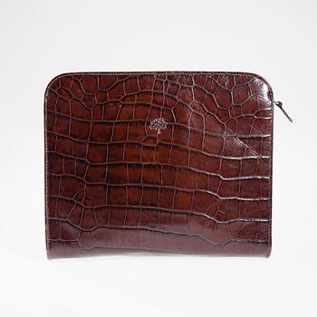 VÄSKA, Mulberry by Roger Saul.