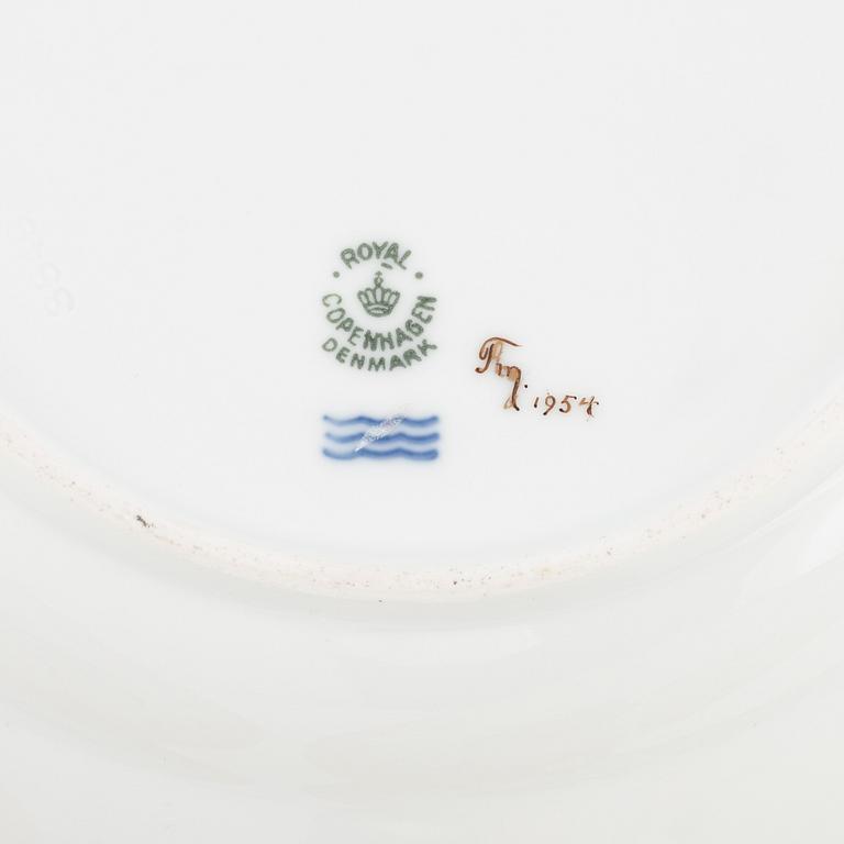 Ten "Flora Danica" porcelain plates, (Hausmålerai), Royal Copenhagen, Denmark.