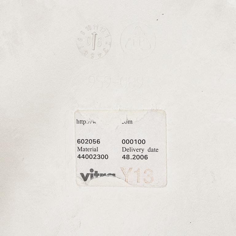 Charles & Ray Eames, stolar, ett par, "Plastic chair DSR", Vitra,