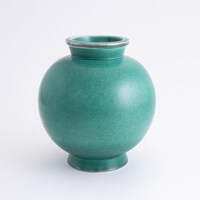 Wilhelm Kåge, an 'Argenta' stoneware vase, Gustavsberg studio, Sweden 1942.