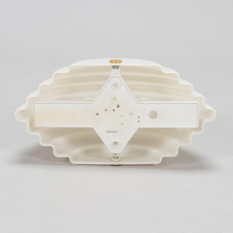 Kazuhide Takahama, a 'Kumo 2' wall light, Sirrah, 1970s.