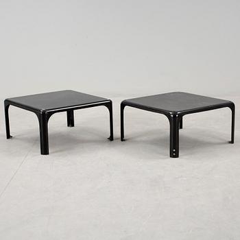 BORD, 2 st, plast, Vico Magistretti, Artemide Italien. Modellen formgiven 1966.