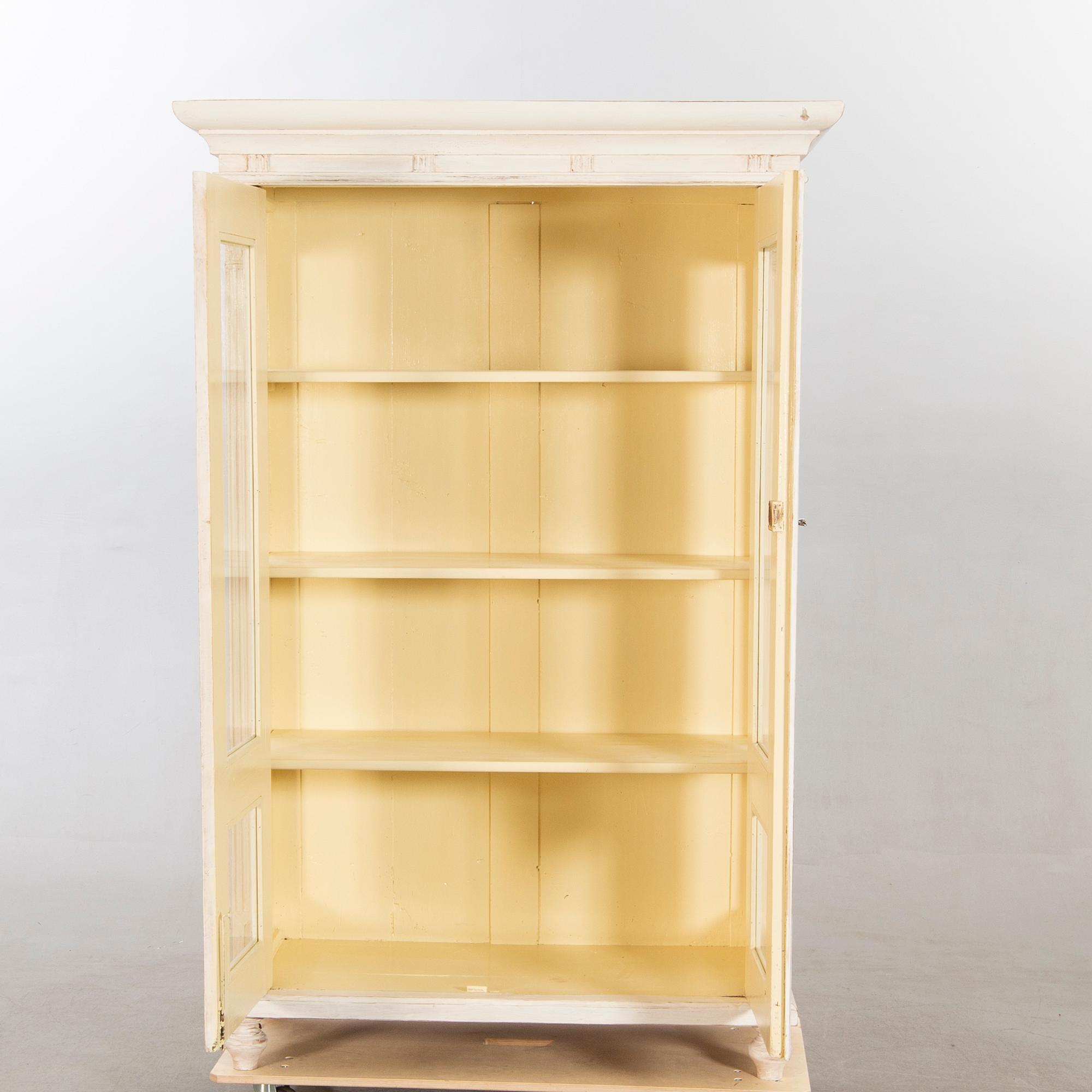 A display cabinet first half of the 20th century.