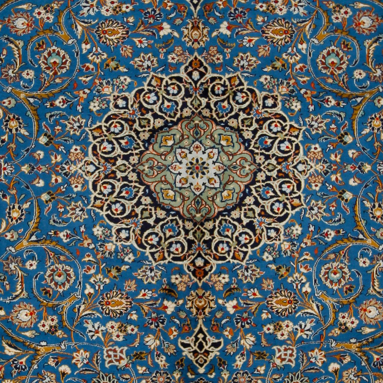 MATTA, Keshan, ca 395 x 304 cm.
