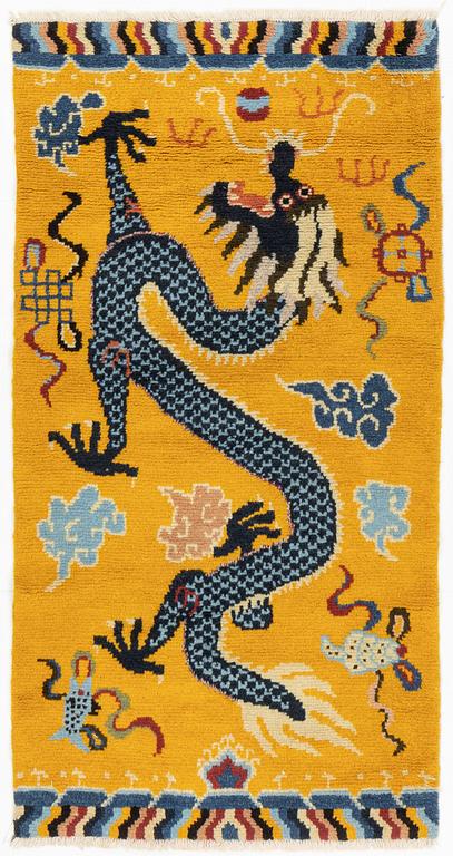 Matta, Old Kina, sk Pelarmatta, Antique finish, ca 150 x 79 cm.