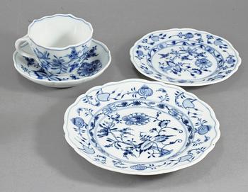 SERVISDELAR, 69 st, porslin, Meissenstadt, 1900-tal.