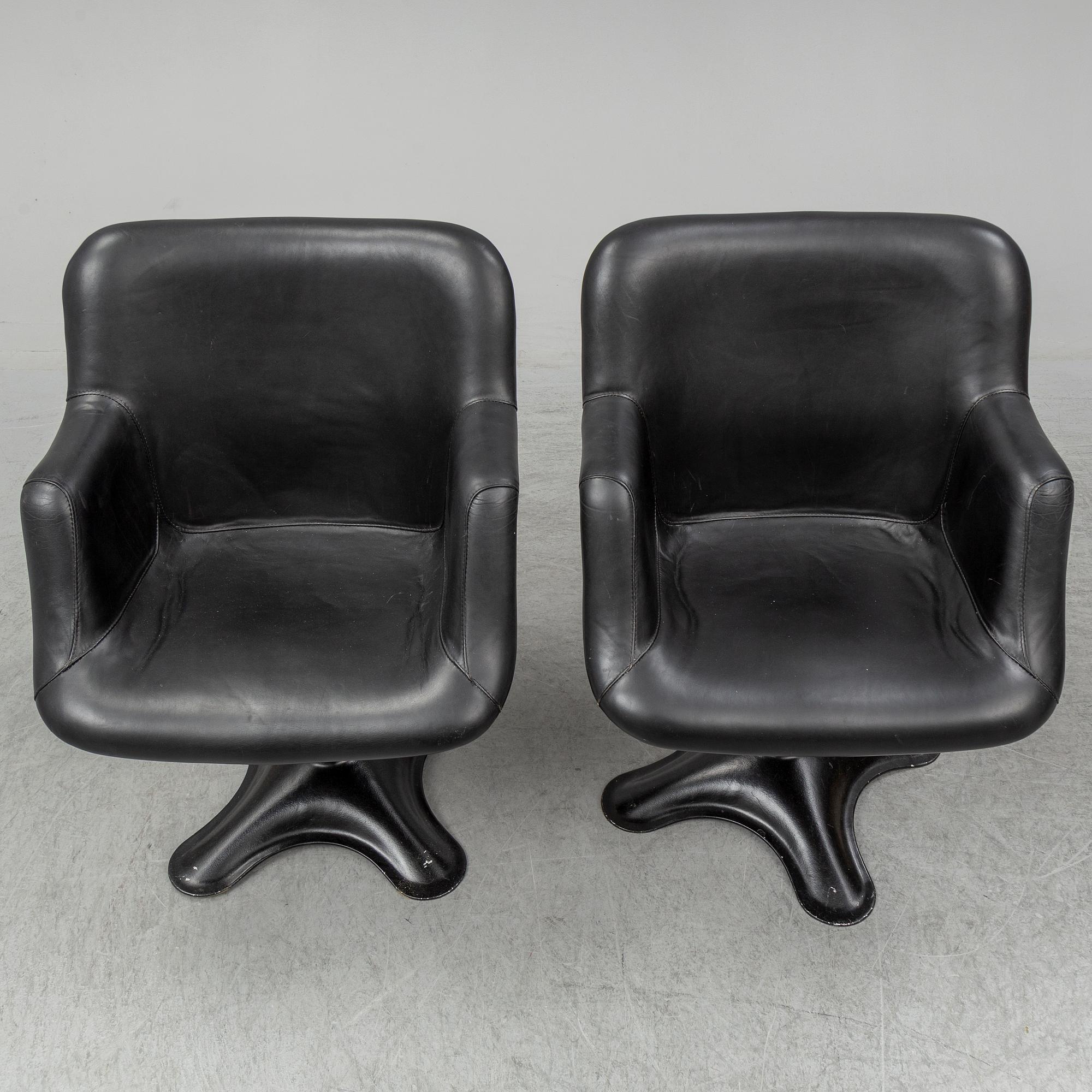 YRJÖ KUKKAPURO, a pair of 'Junior' armchairs, Haimi 1960's.