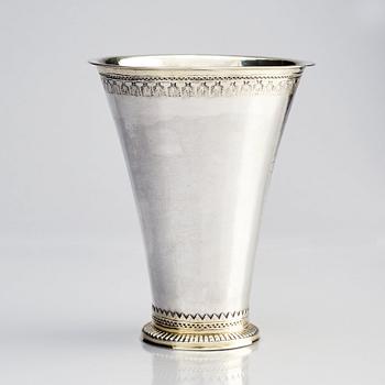 Lars Magnus Kallerström, bägare, delvis förgyllt silver, Kalmar 1779.