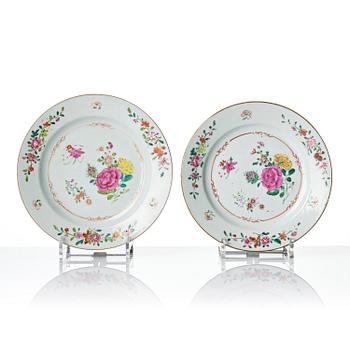 A set of 12 famille rose dishes, Qing dynasty, Qianlong (1736-95).